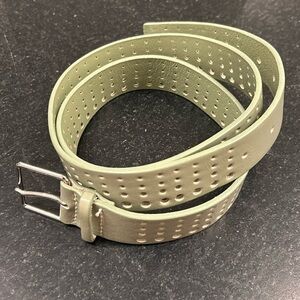 Gap 90s leather belt